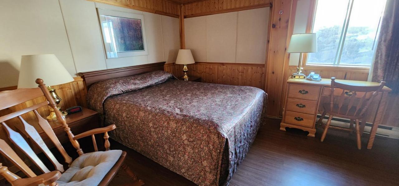 Auberge Motel 4 Saisons Blanc-Sablon Ngoại thất bức ảnh