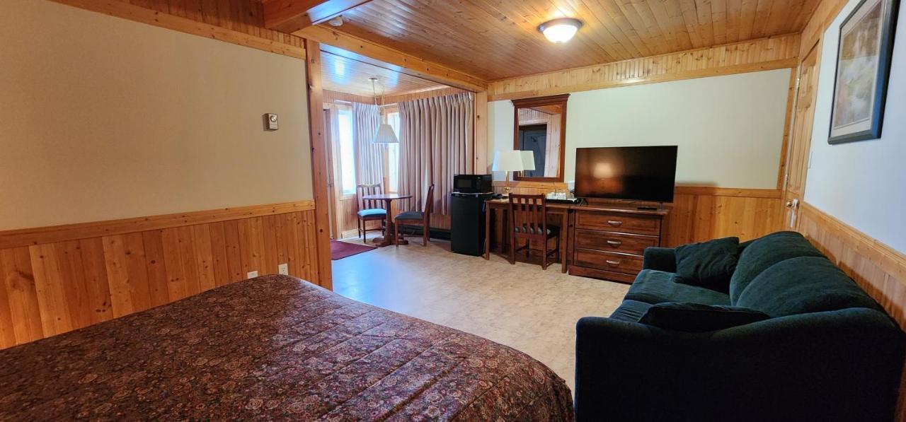 Auberge Motel 4 Saisons Blanc-Sablon Ngoại thất bức ảnh